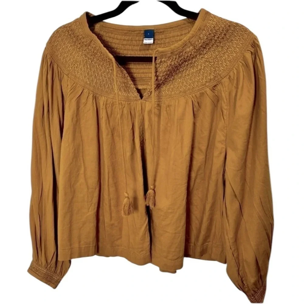 New with tags old navy boho style blouse size s.